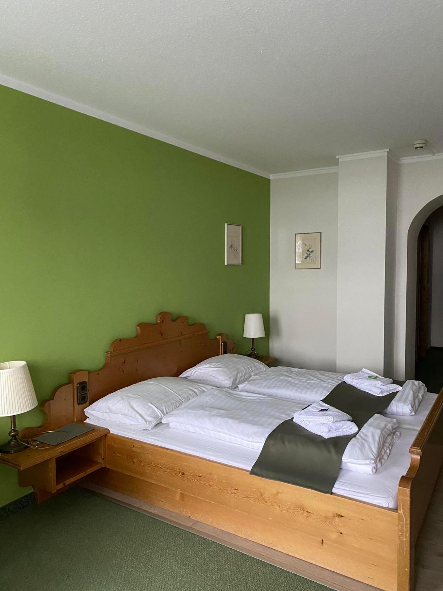 באד מיטרנדורף Hotel Aquamarin מראה חיצוני תמונה